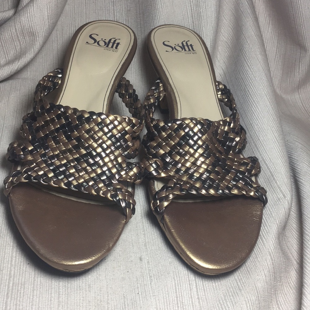 Sofft NWOT leather cork heel sandals
